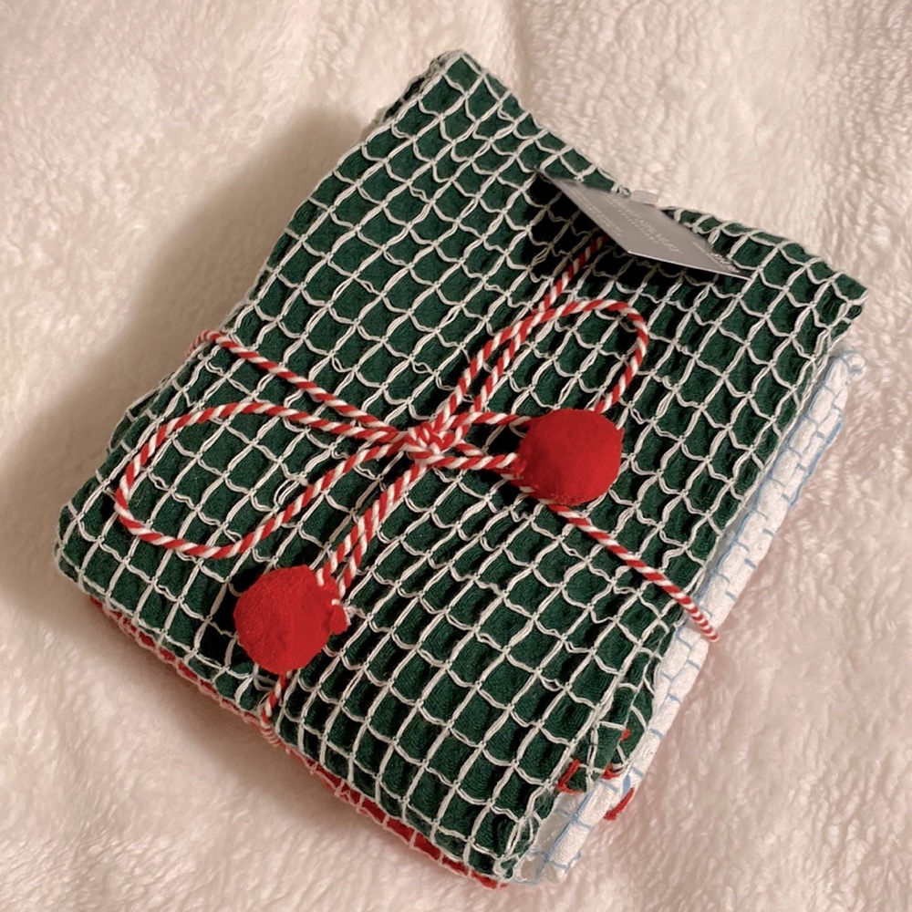 Robert Stanley Home Collection Christmas Cheer Towels Set